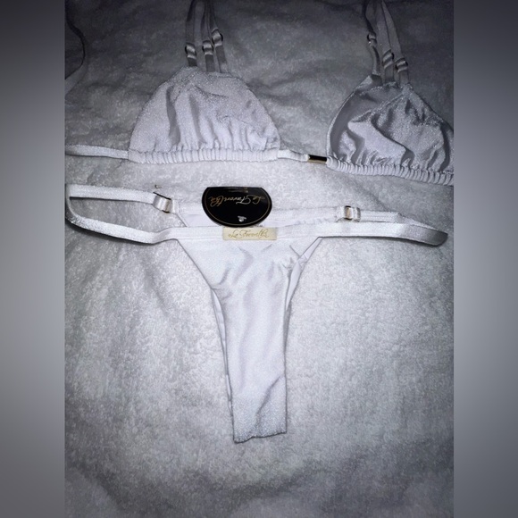 brasil 🇧🇷 bikini 👙 - Picture 1 of 4